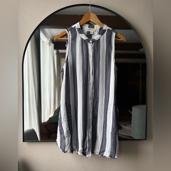 CLOTH & STONE | striped raw hem tank || size large - Picture 2 of 6